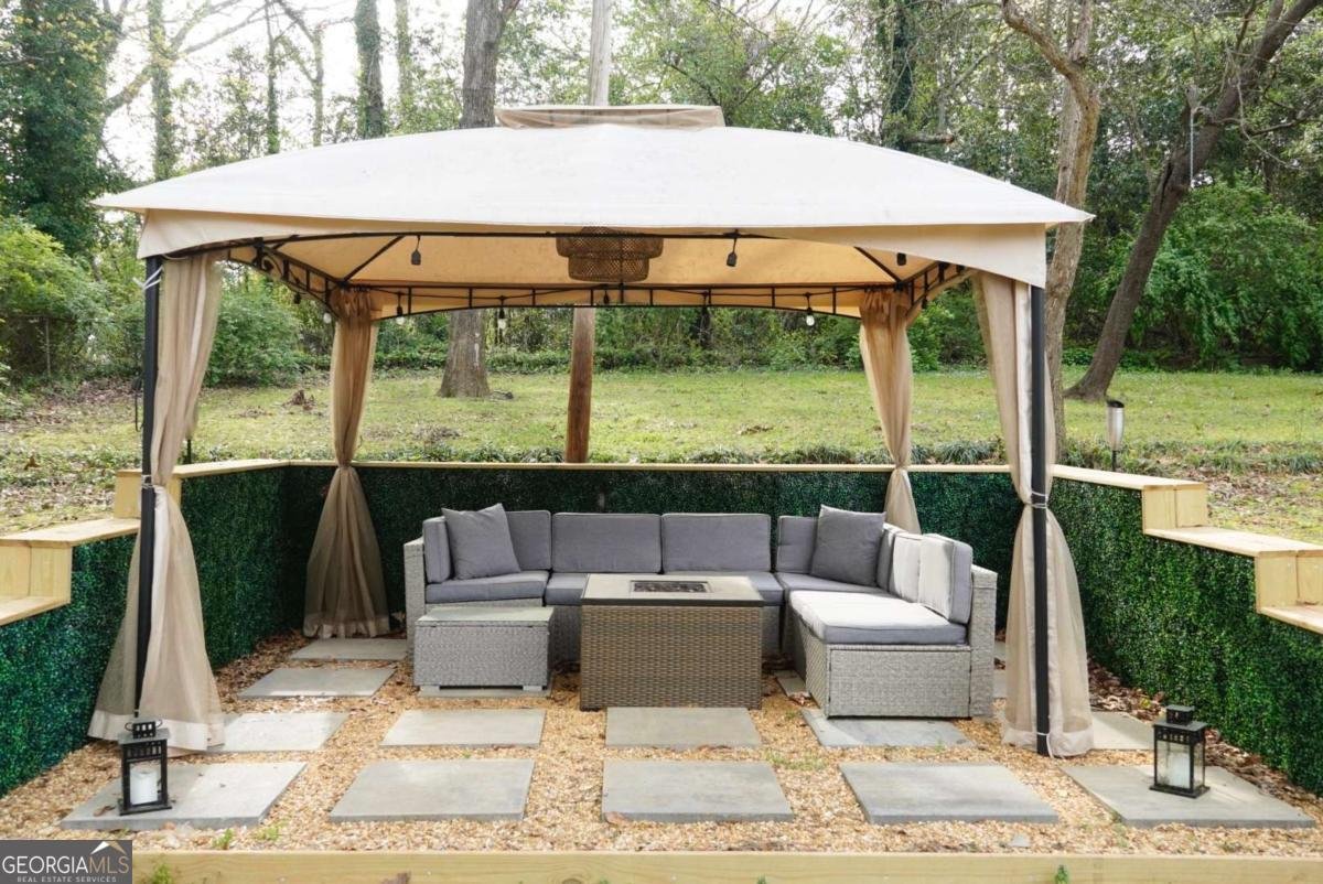 2655 ELSINORE Street East Point - Photo 16