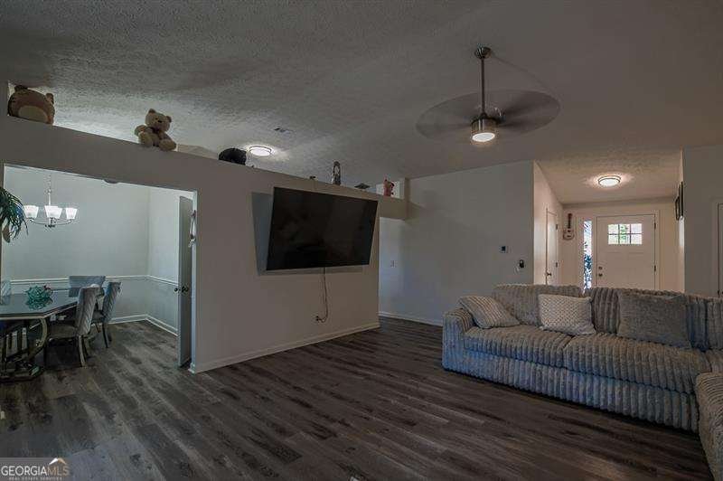 1575 Canberra Drive Stone Mountain - Photo 6