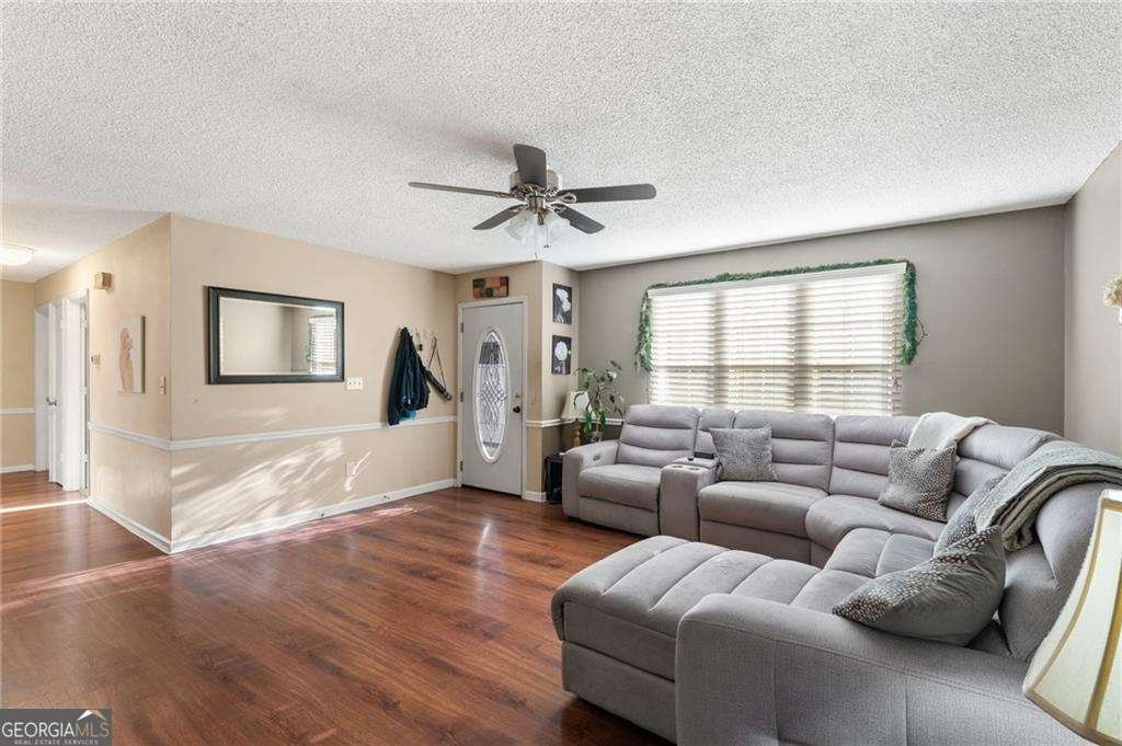 512 Wood Crest Court Woodstock - Photo 14