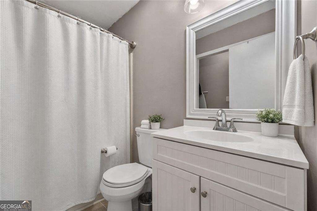 512 Wood Crest Court Woodstock - Photo 7