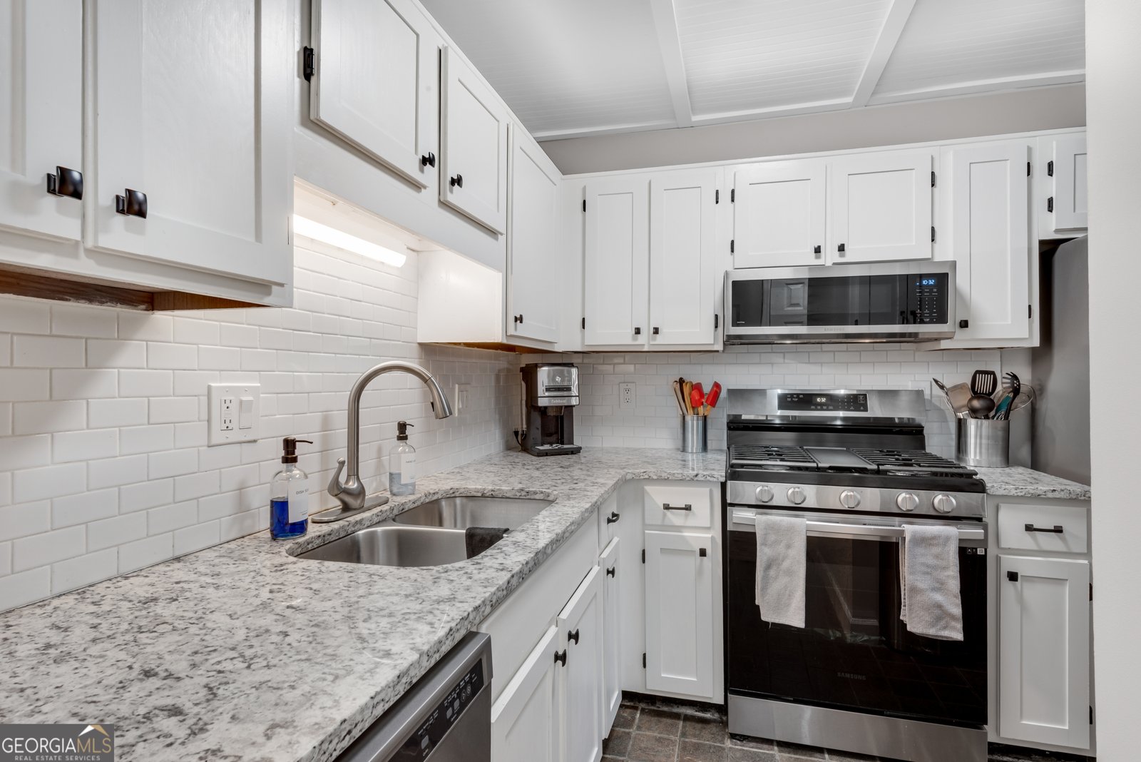 3440 September Morn Peachtree Corners - Photo 8