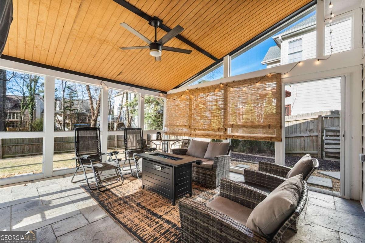 1607 Brentwood Drive Marietta - Photo 6