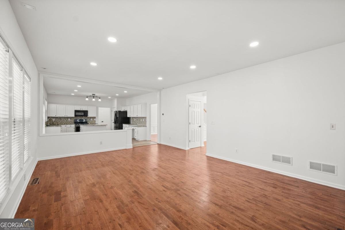 5157 Wellisford Court Suwanee - Photo 15