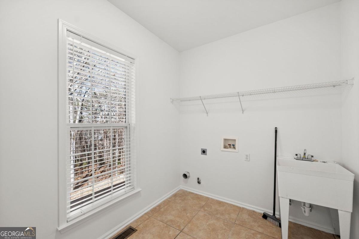 5157 Wellisford Court Suwanee - Photo 24