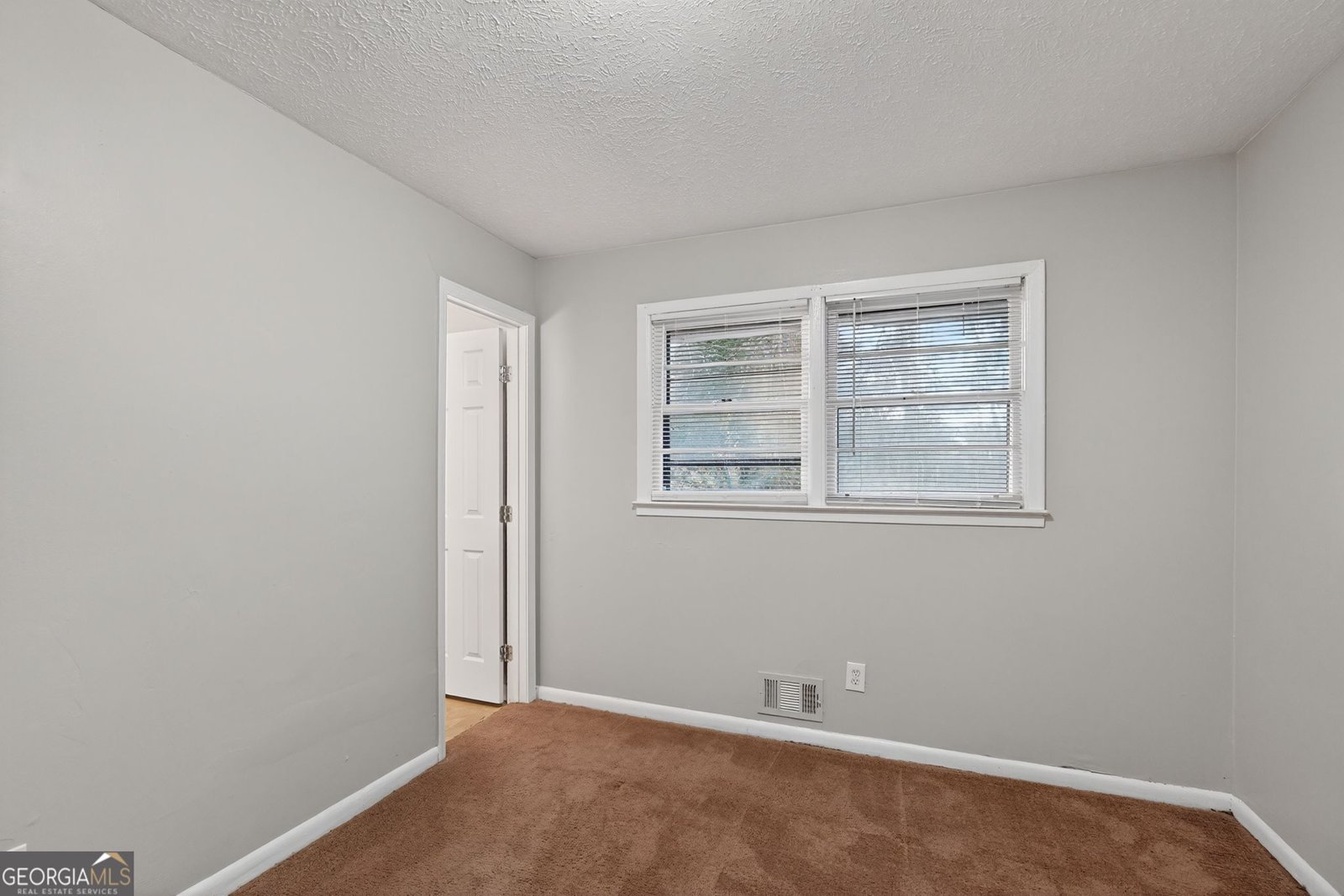 996 Forest Valley Drive Atlanta - Photo 24