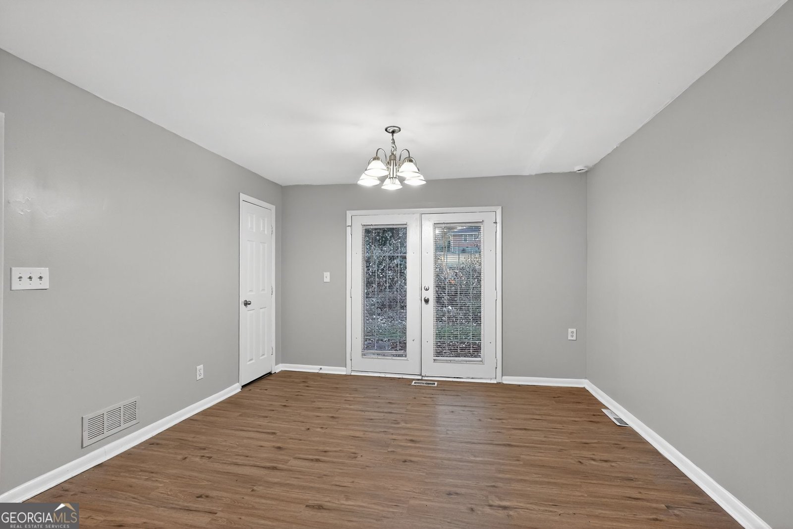 996 Forest Valley Drive Atlanta - Photo 8