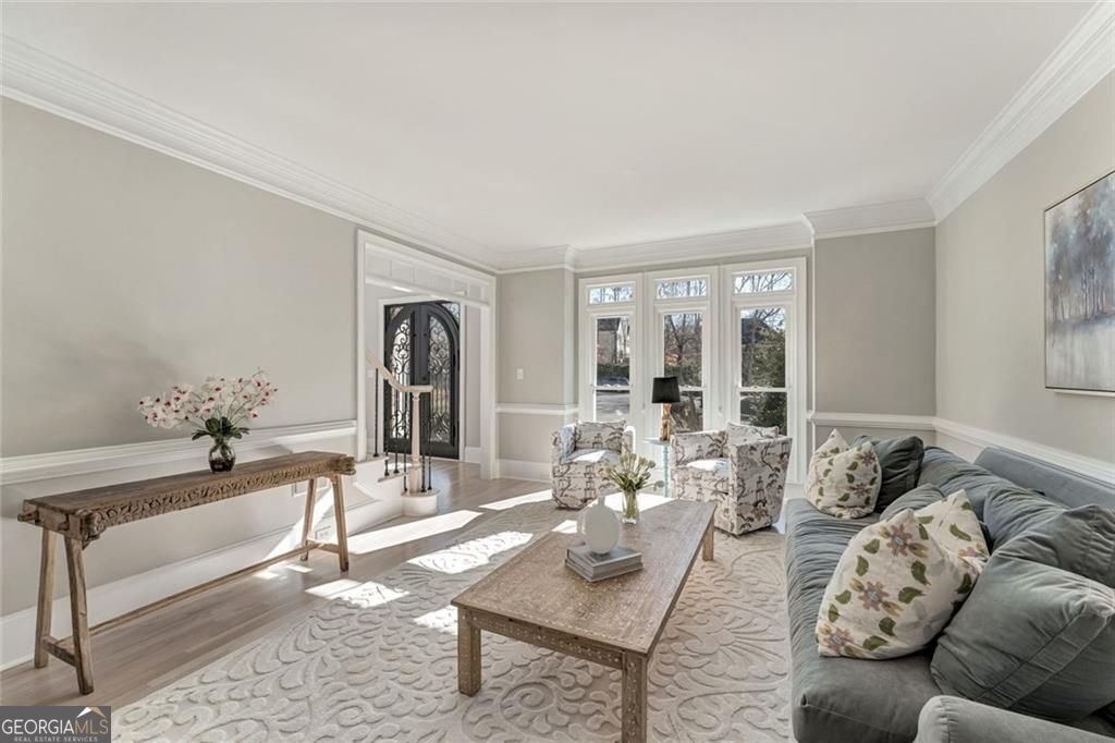 12030 Magnolia Circle Johns Creek - Photo 9