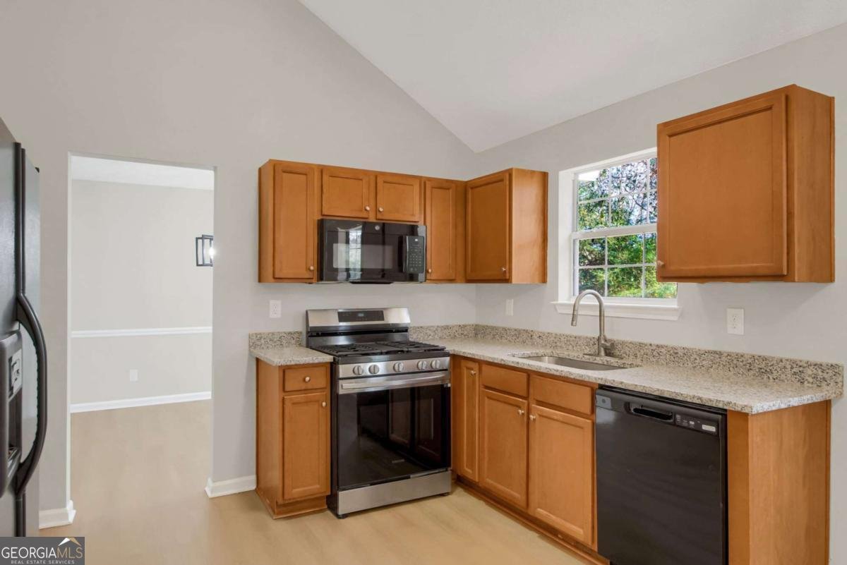 6566 Shaffers Way Lithonia - Photo 9