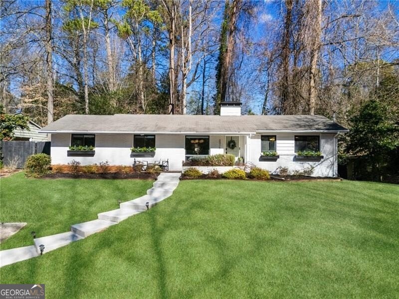 2315 Tanglewood Circle Atlanta - Photo 1