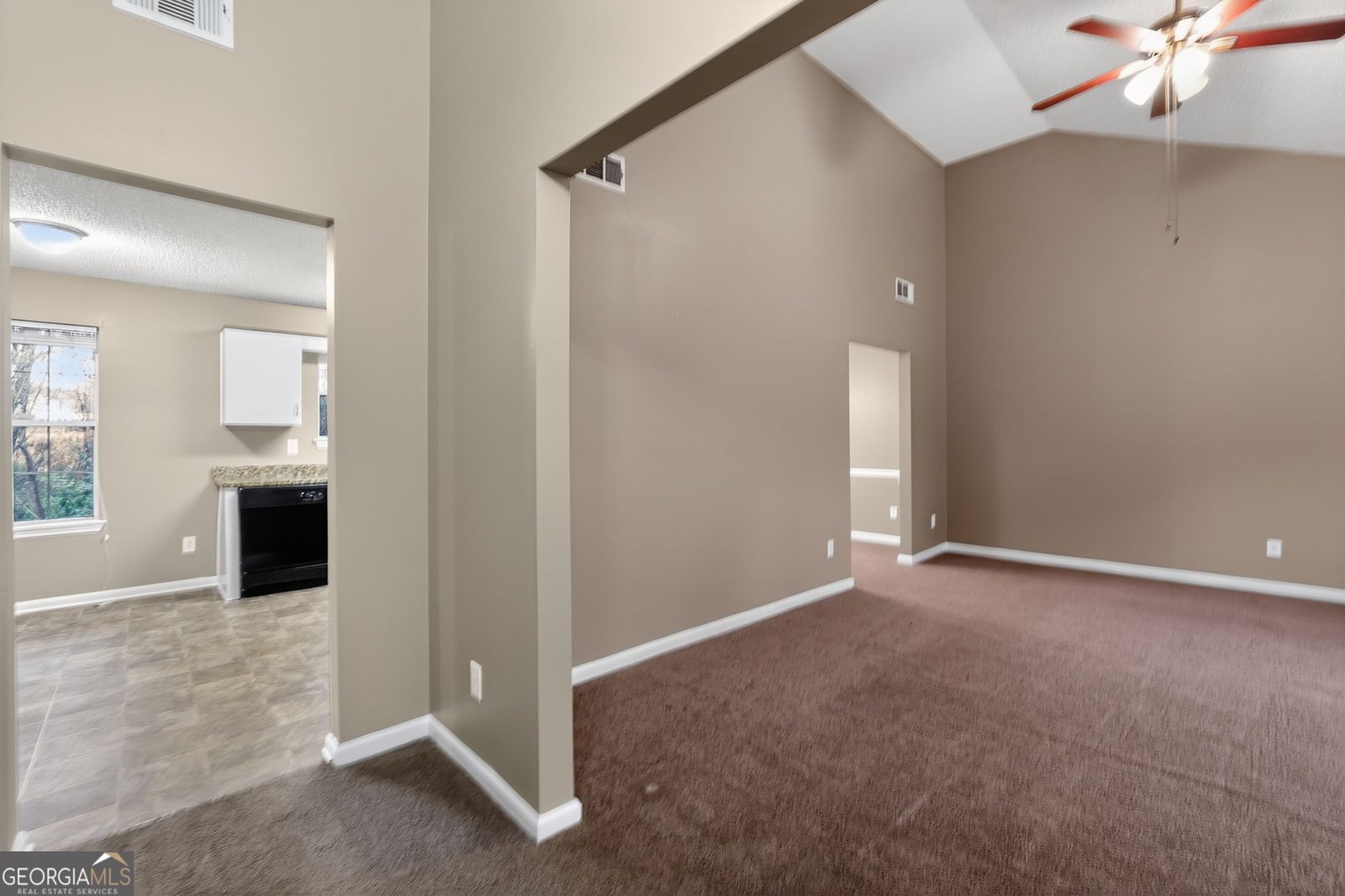 2420 Briar Knoll Road Lithonia - Photo 9