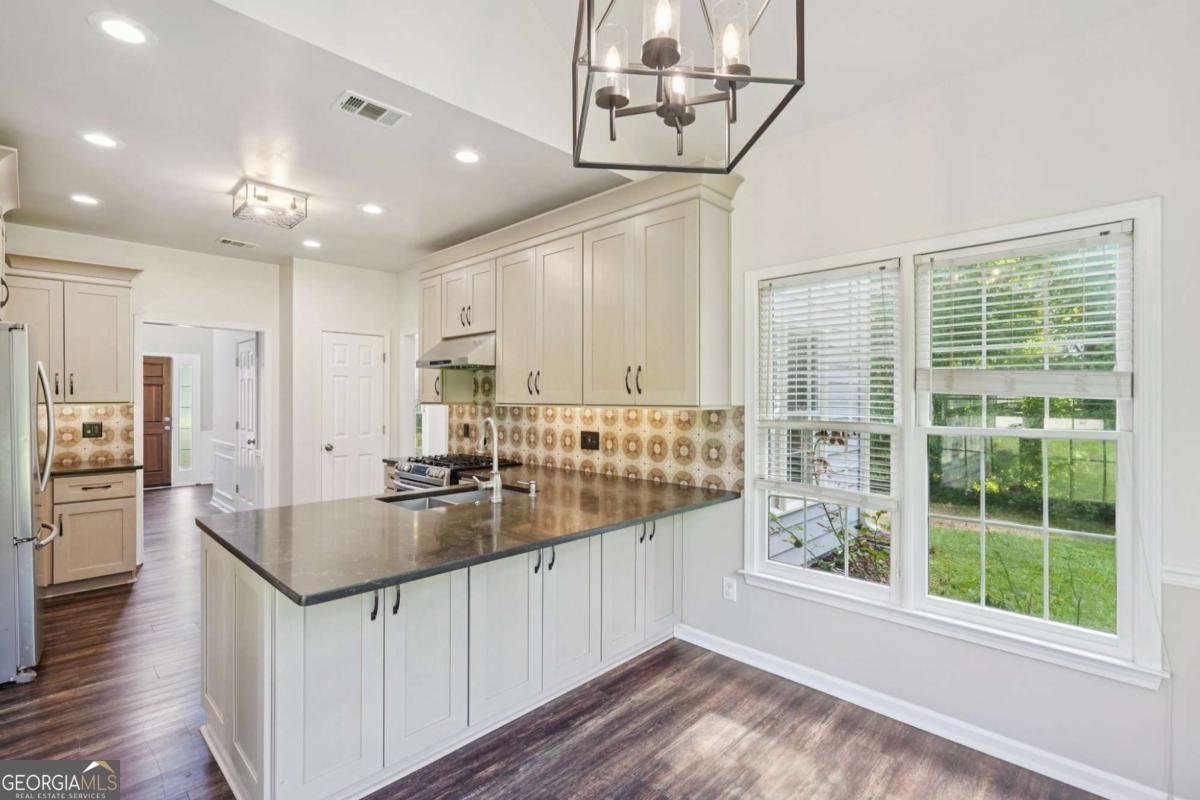 2268 Orleans Avenue Marietta - Photo 12