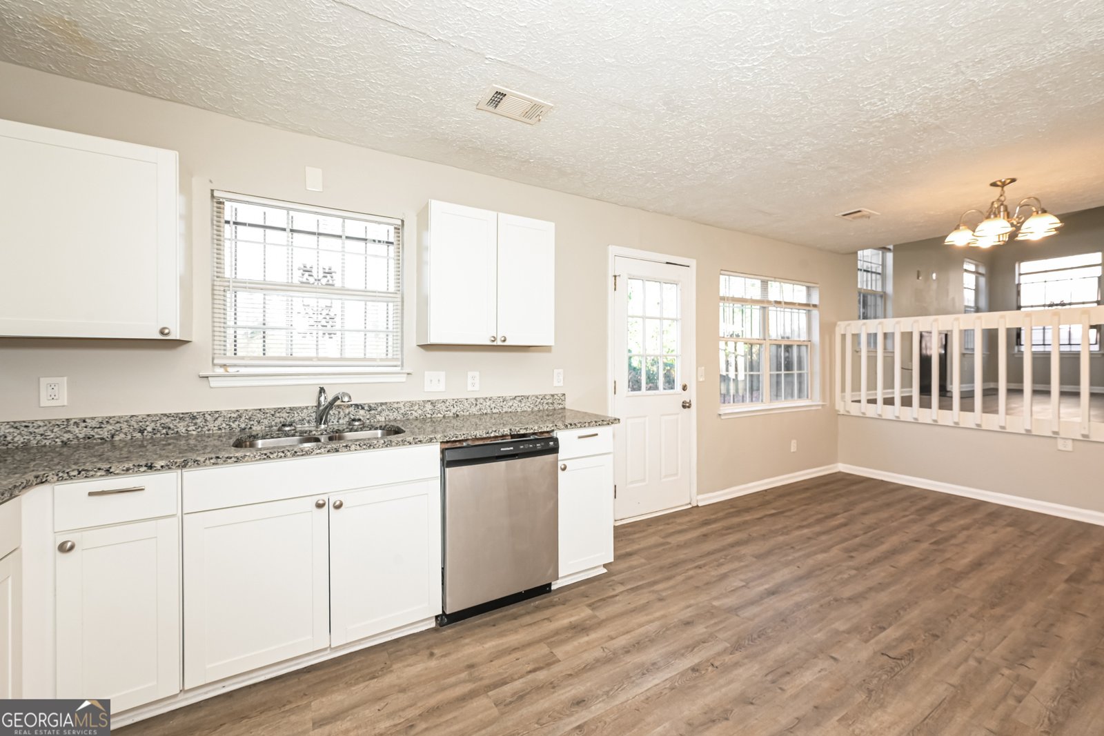 1211 To Lani Court Stone Mountain - Photo 7