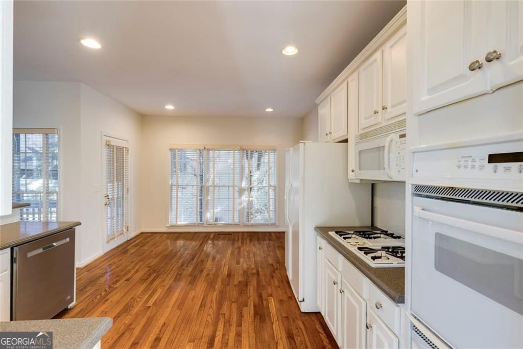 935 Lancaster Way Atlanta - Photo 23