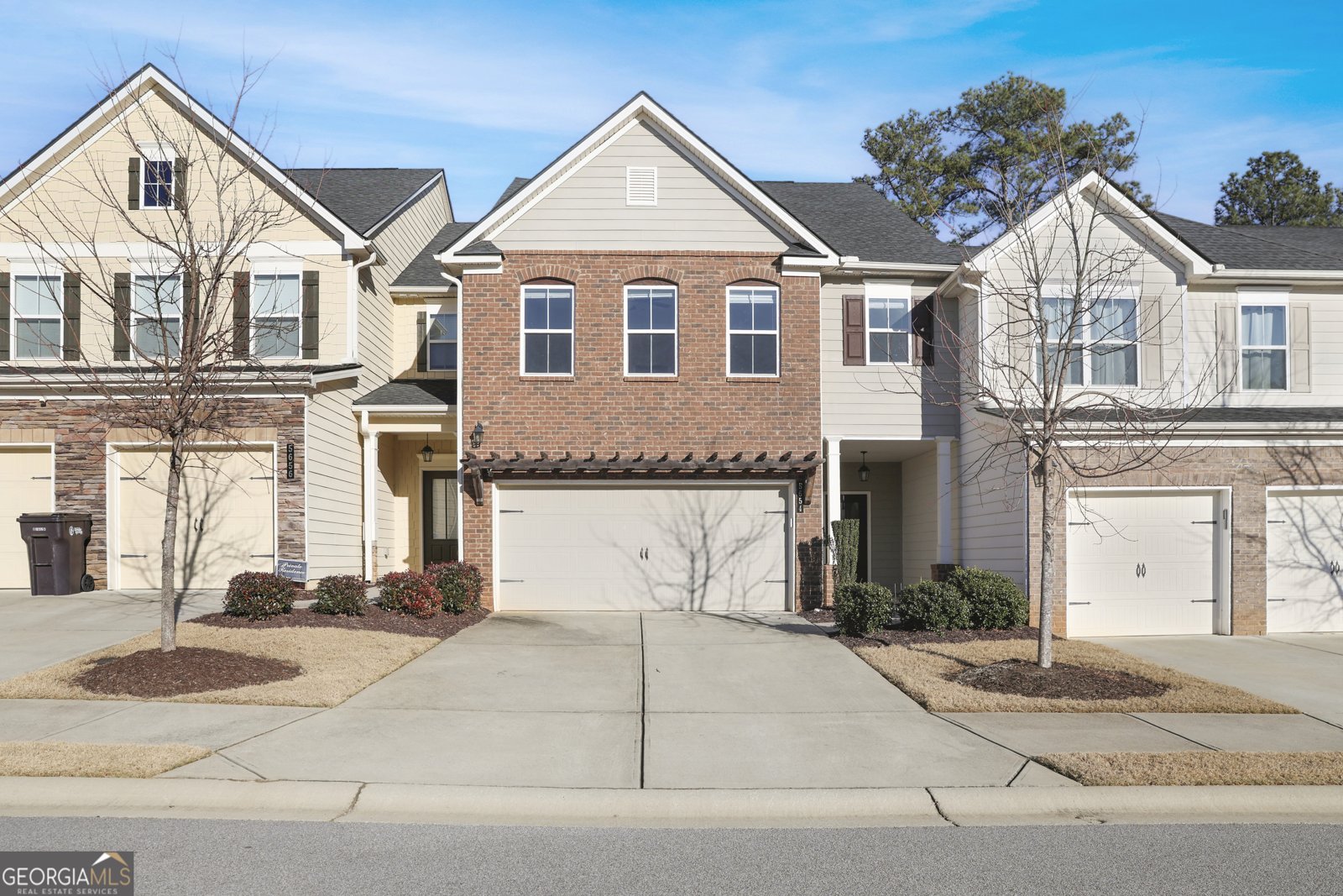 5654 Berney Circle Powder Springs - Photo 1