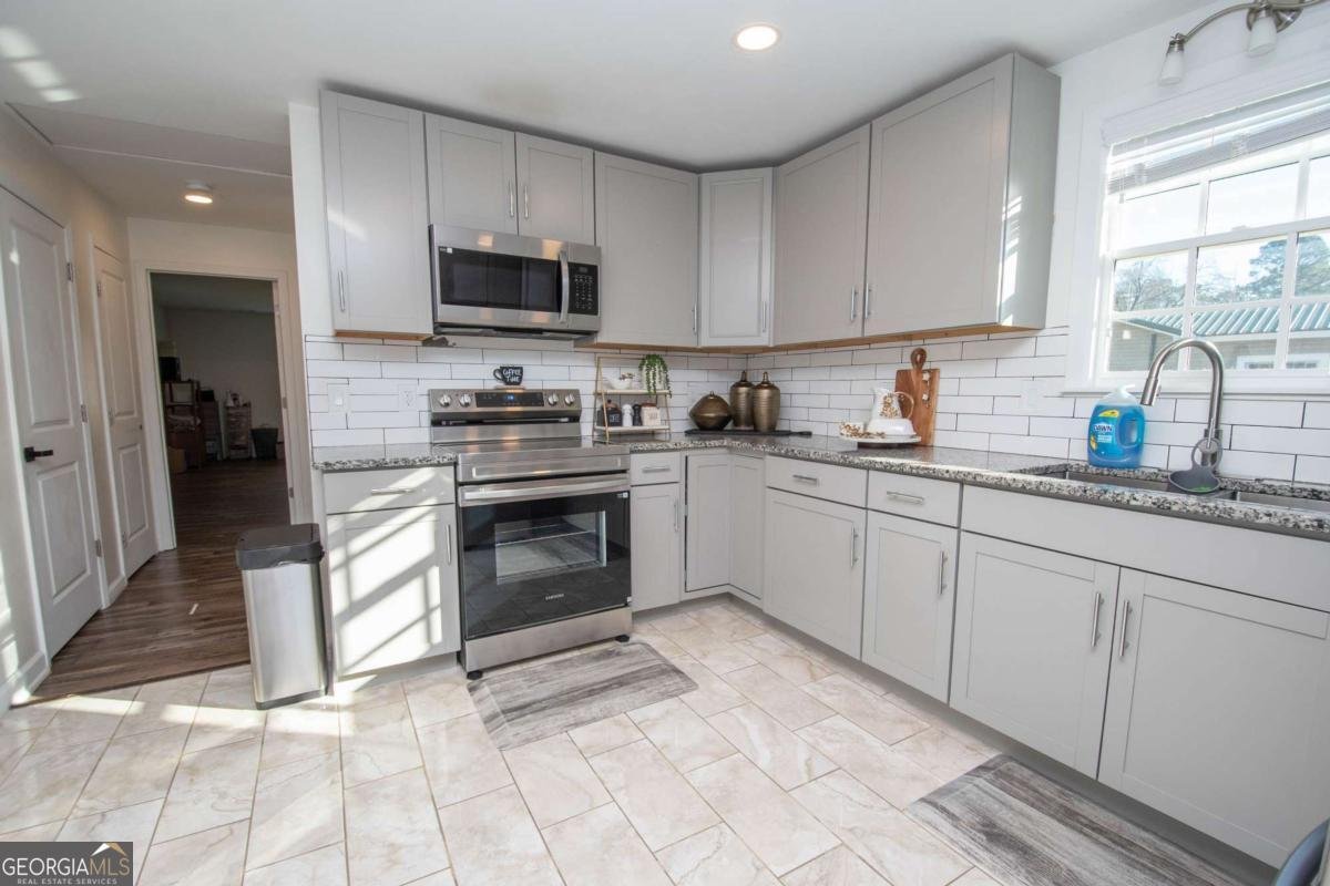 427 Fling Road Lagrange - Photo 8