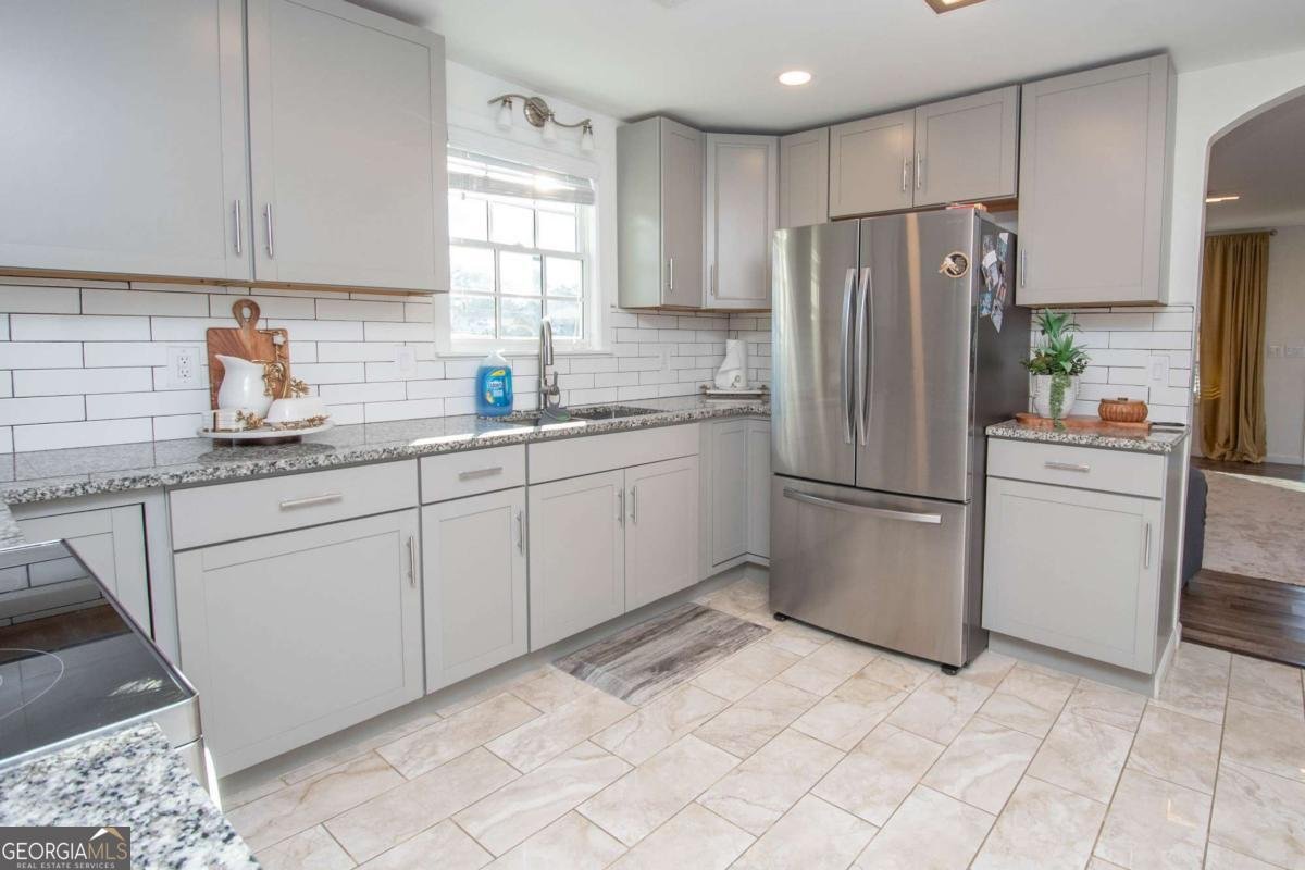 427 Fling Road Lagrange - Photo 9