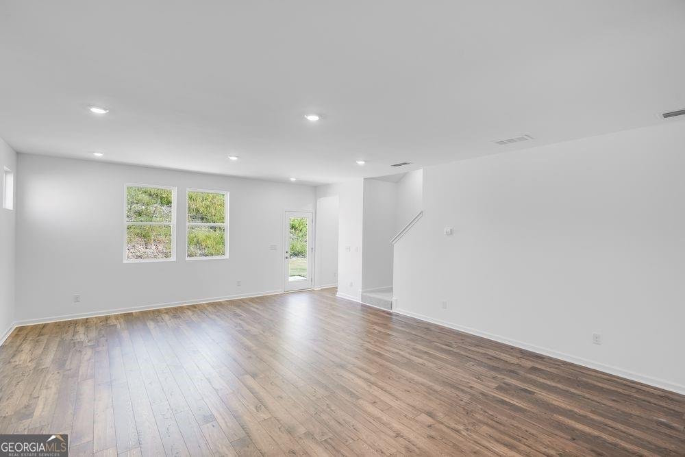 233 Groveton Court Euharlee - Photo 6