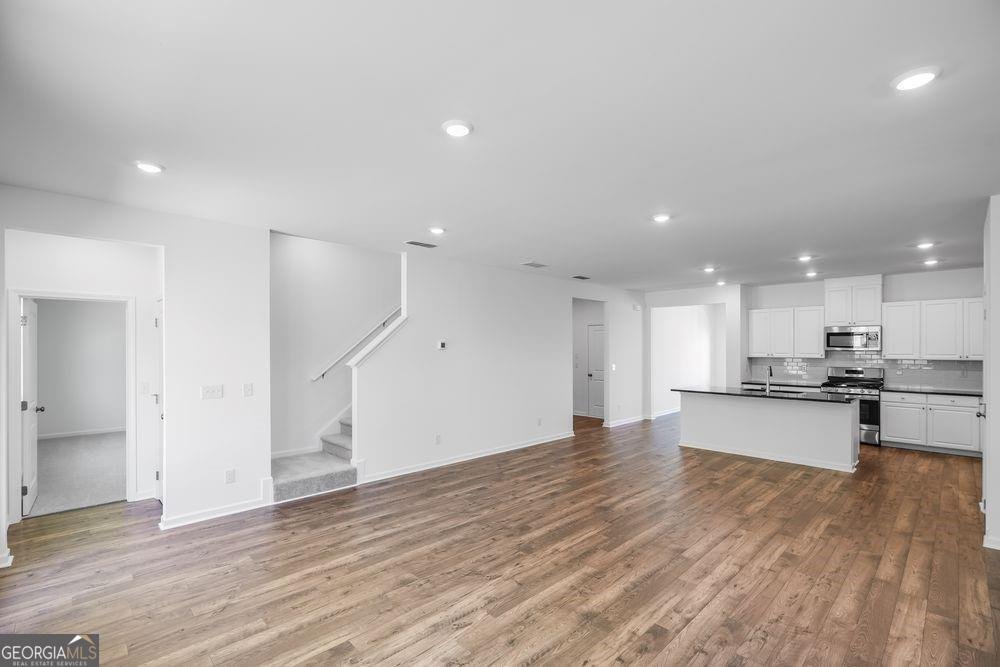 233 Groveton Court Euharlee - Photo 8