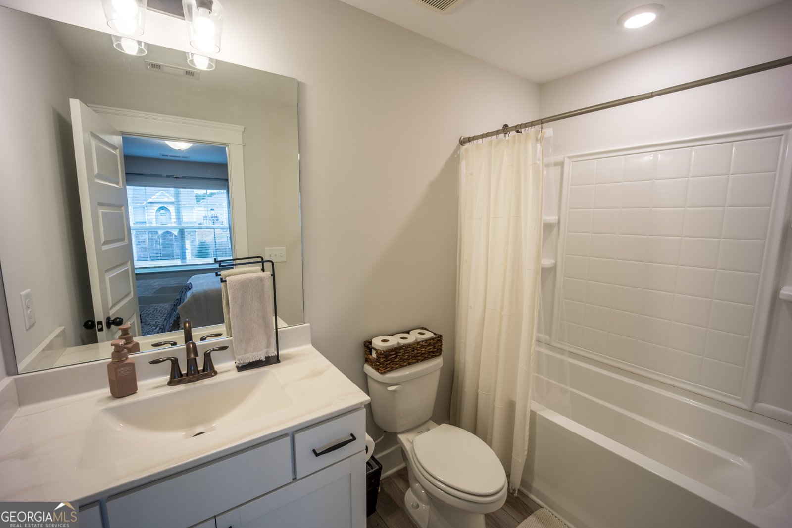 6833 Benjamin Drive Flowery Branch - Photo 20