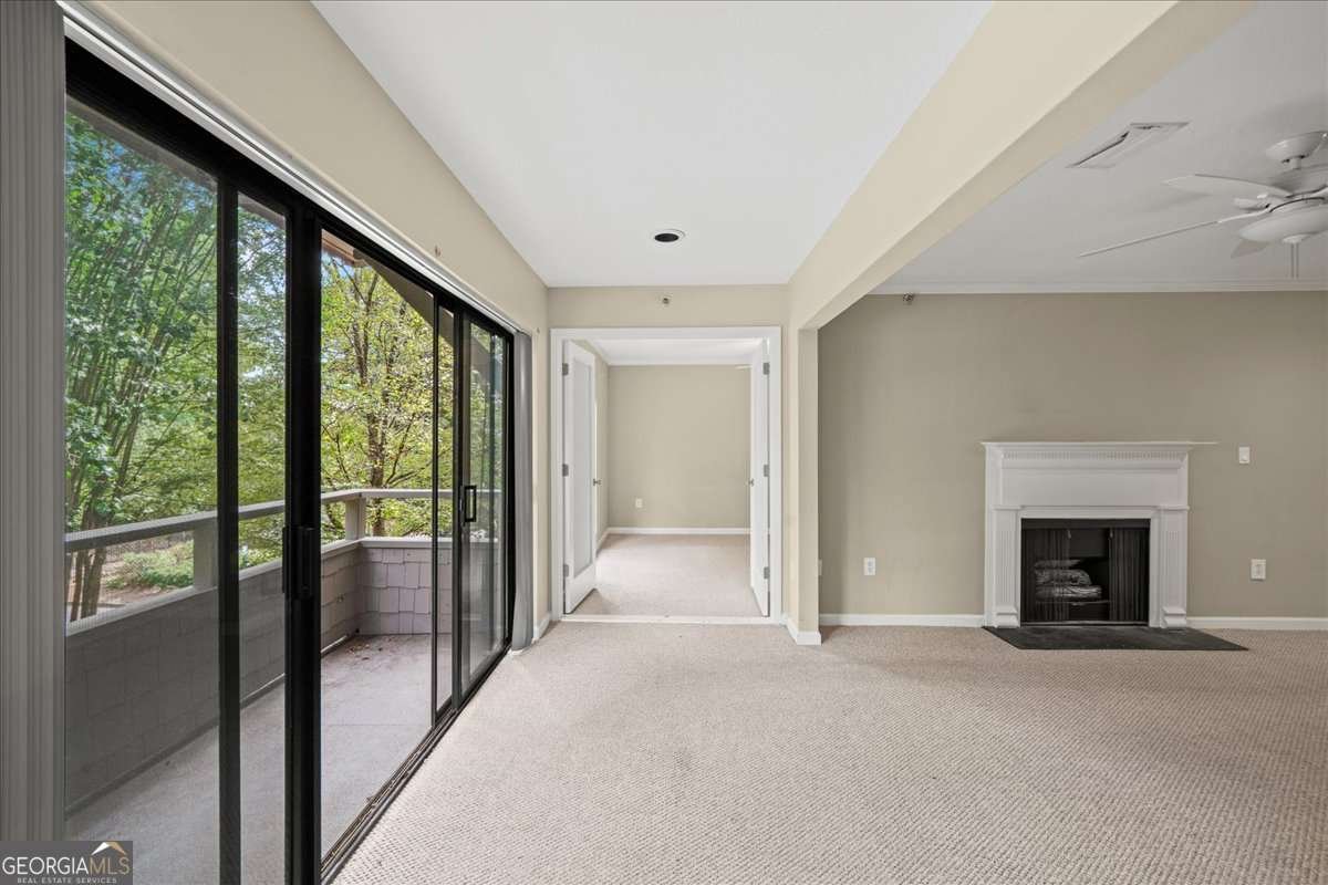 1217 Highland Bluff Drive Atlanta - Photo 10