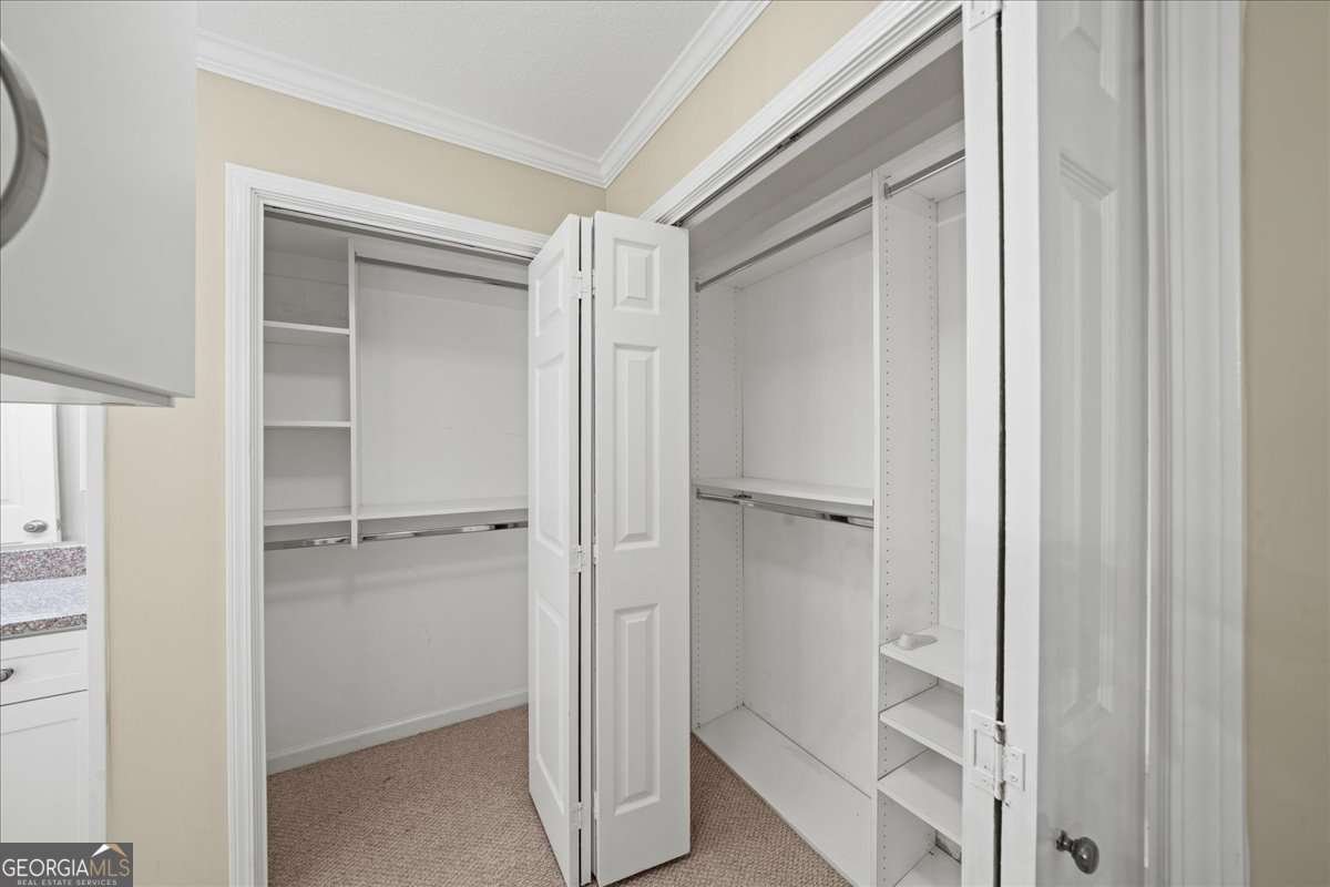 1217 Highland Bluff Drive Atlanta - Photo 15