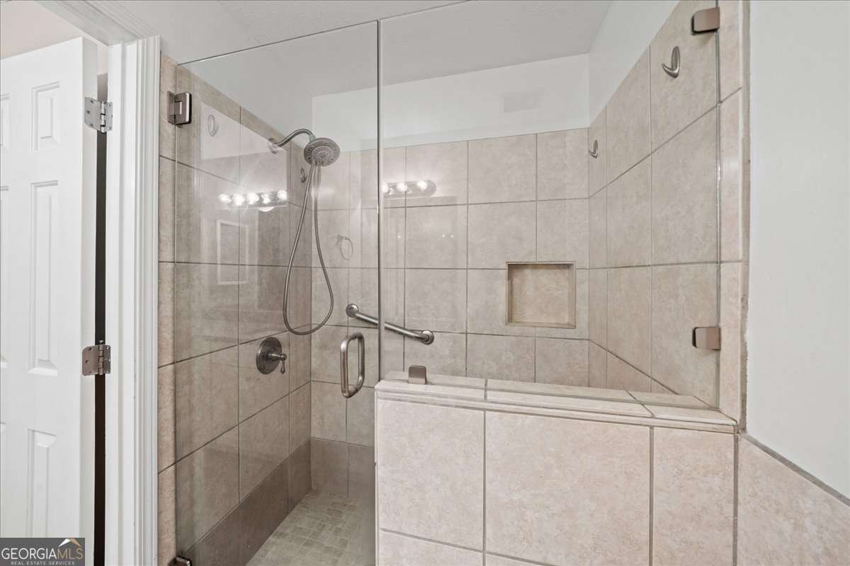 1217 Highland Bluff Drive Atlanta - Photo 16