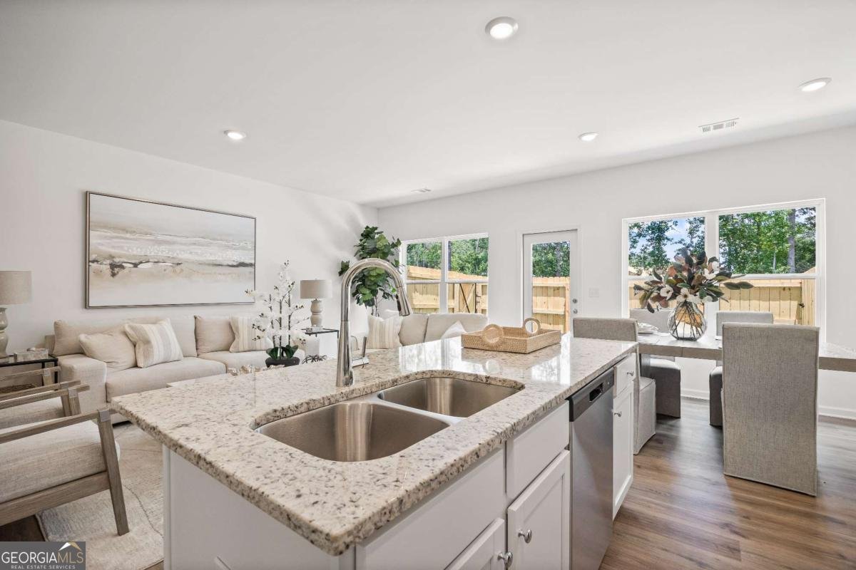 1817 Dawn Rd Conyers - Photo 8