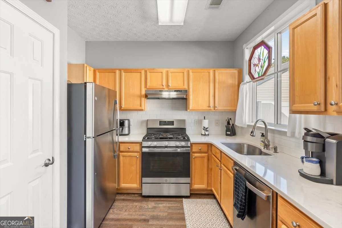 278 Hiawassee Drive Woodstock - Photo 10