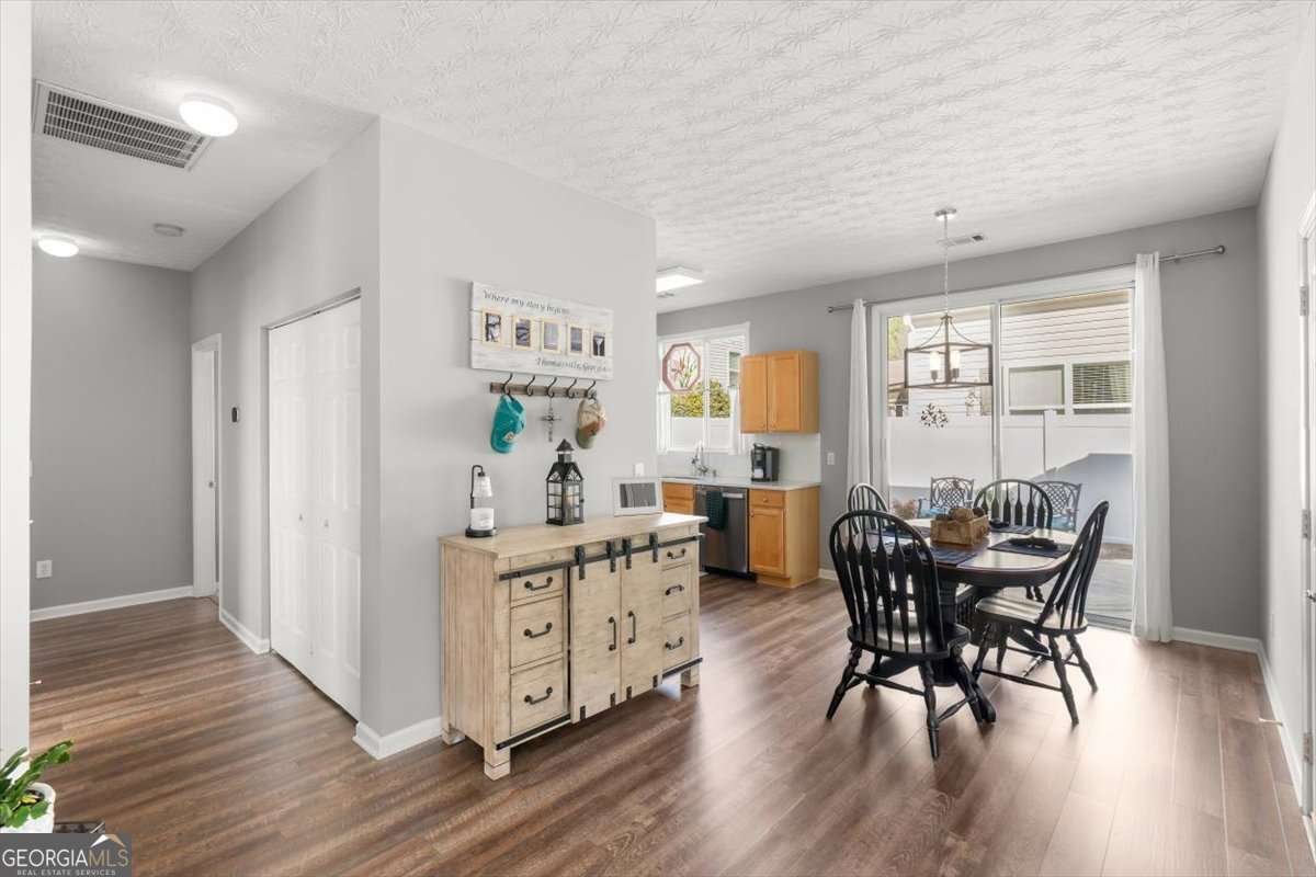 278 Hiawassee Drive Woodstock - Photo 13