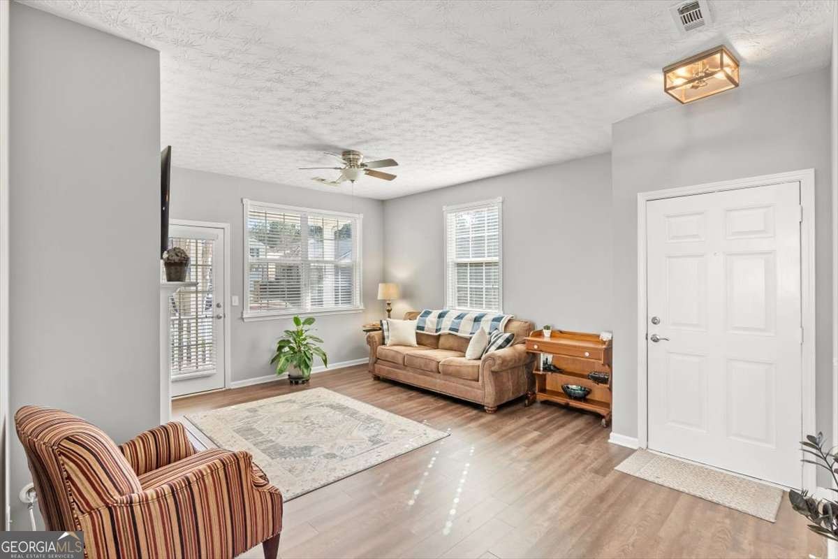 278 Hiawassee Drive Woodstock - Photo 6