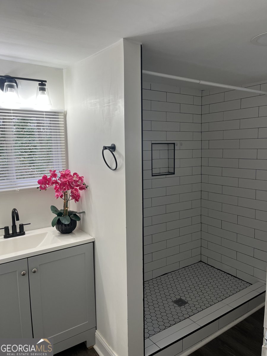 184 Fairview Drive Fairburn - Photo 7