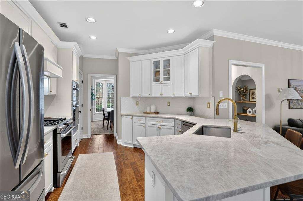 110 Crabapple Way Alpharetta - Photo 7