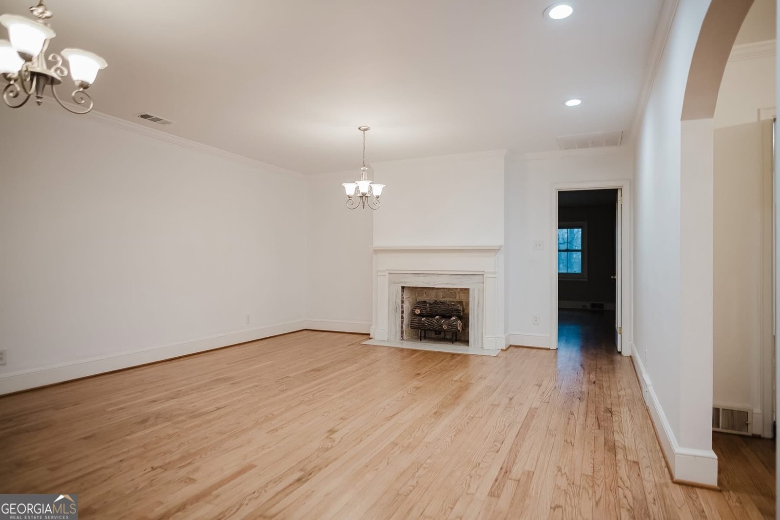 114 Stafford Avenue Barnesville - Photo 6