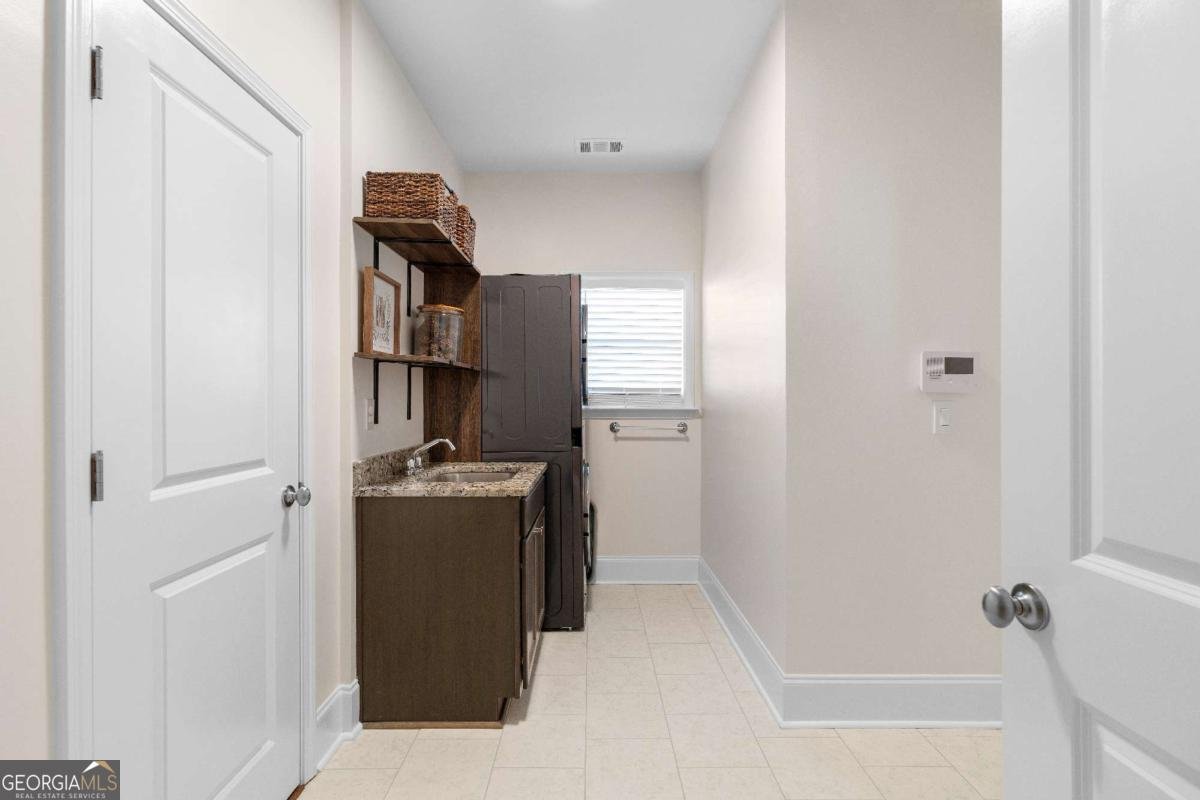 912 Lucky Lane Woodstock - Photo 33