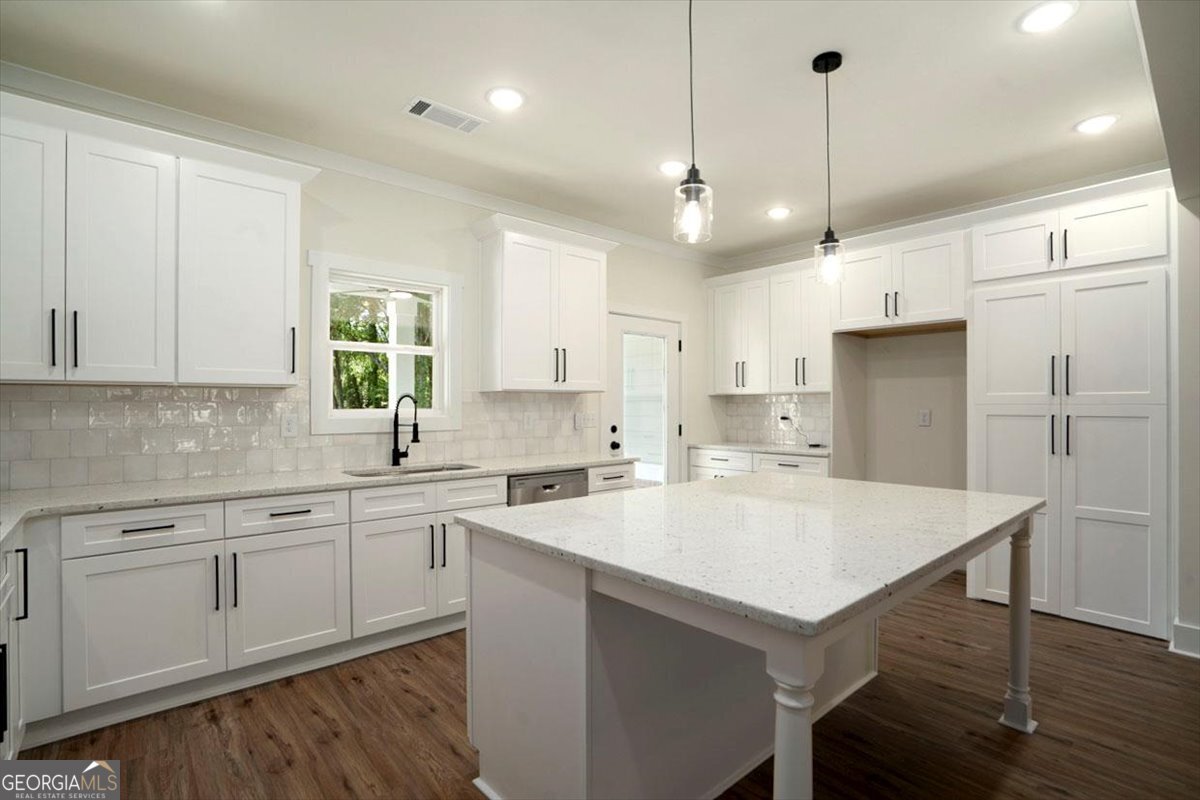 6134 Linwood Drive Covington - Photo 8