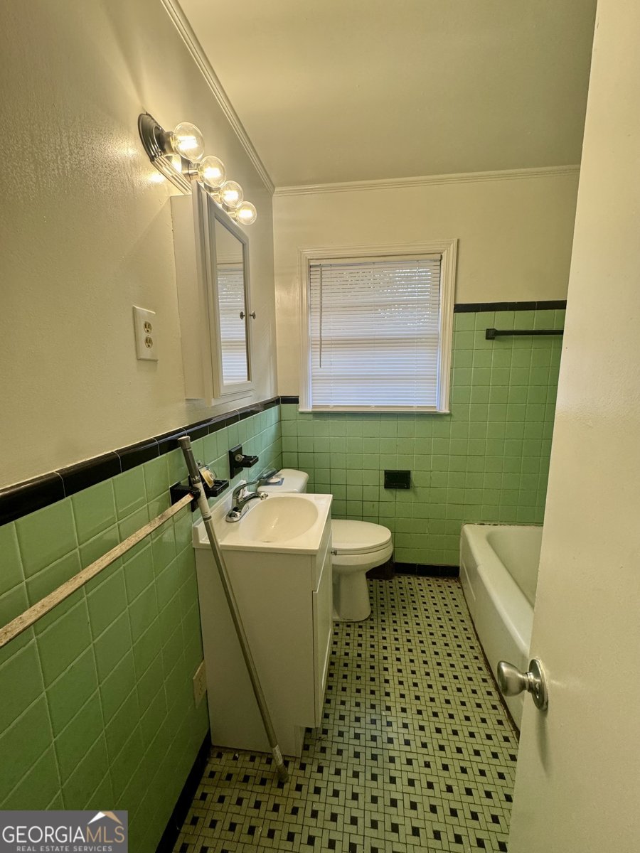 2639 Tredway Drive Macon - Photo 9