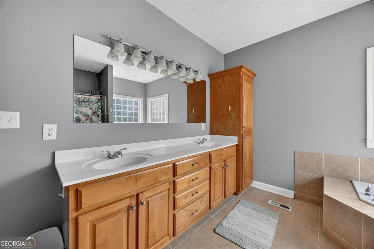 134 Royal Lane Gray - Photo 17