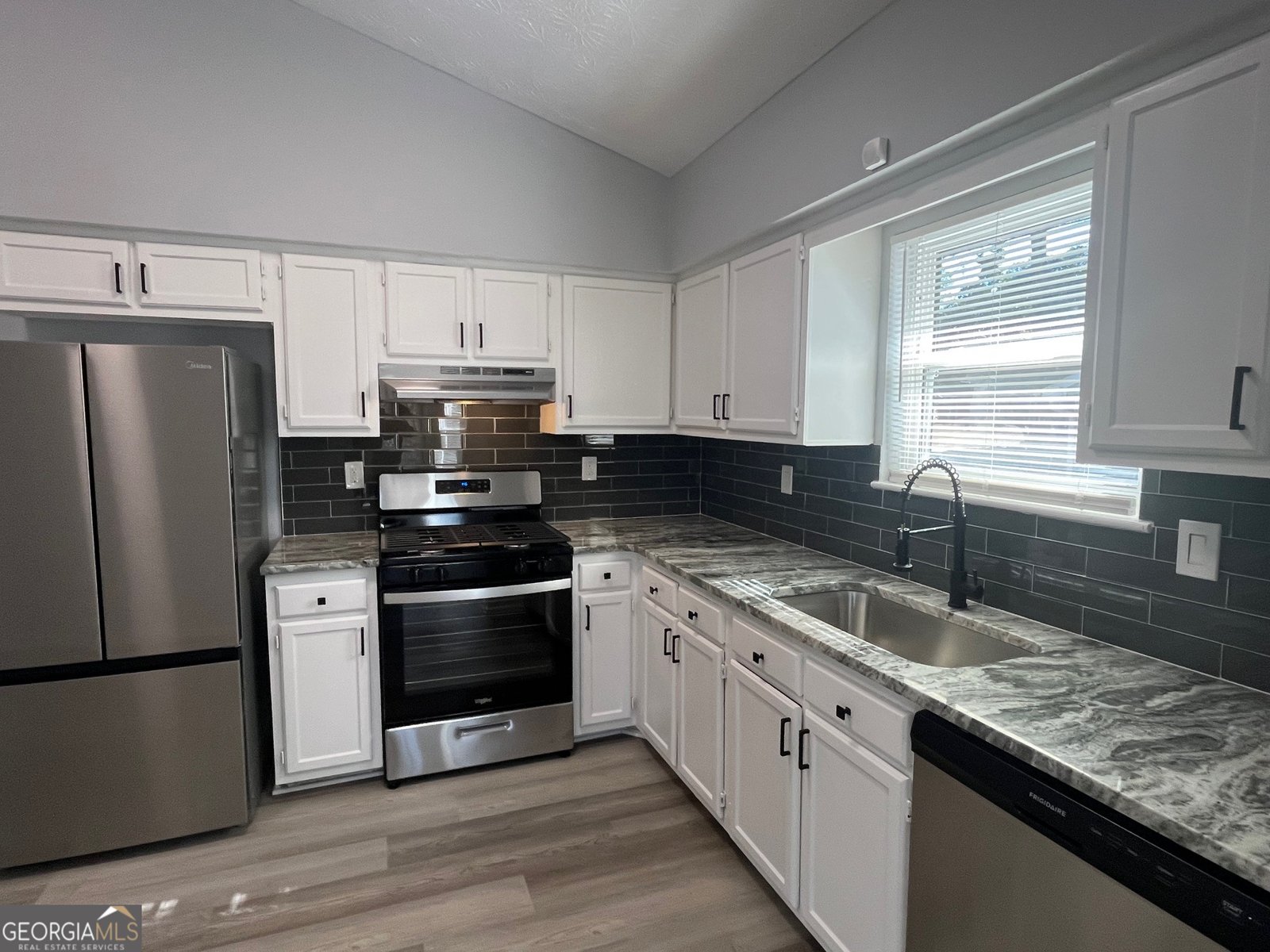 8869 Habersham Drive Jonesboro - Photo 17