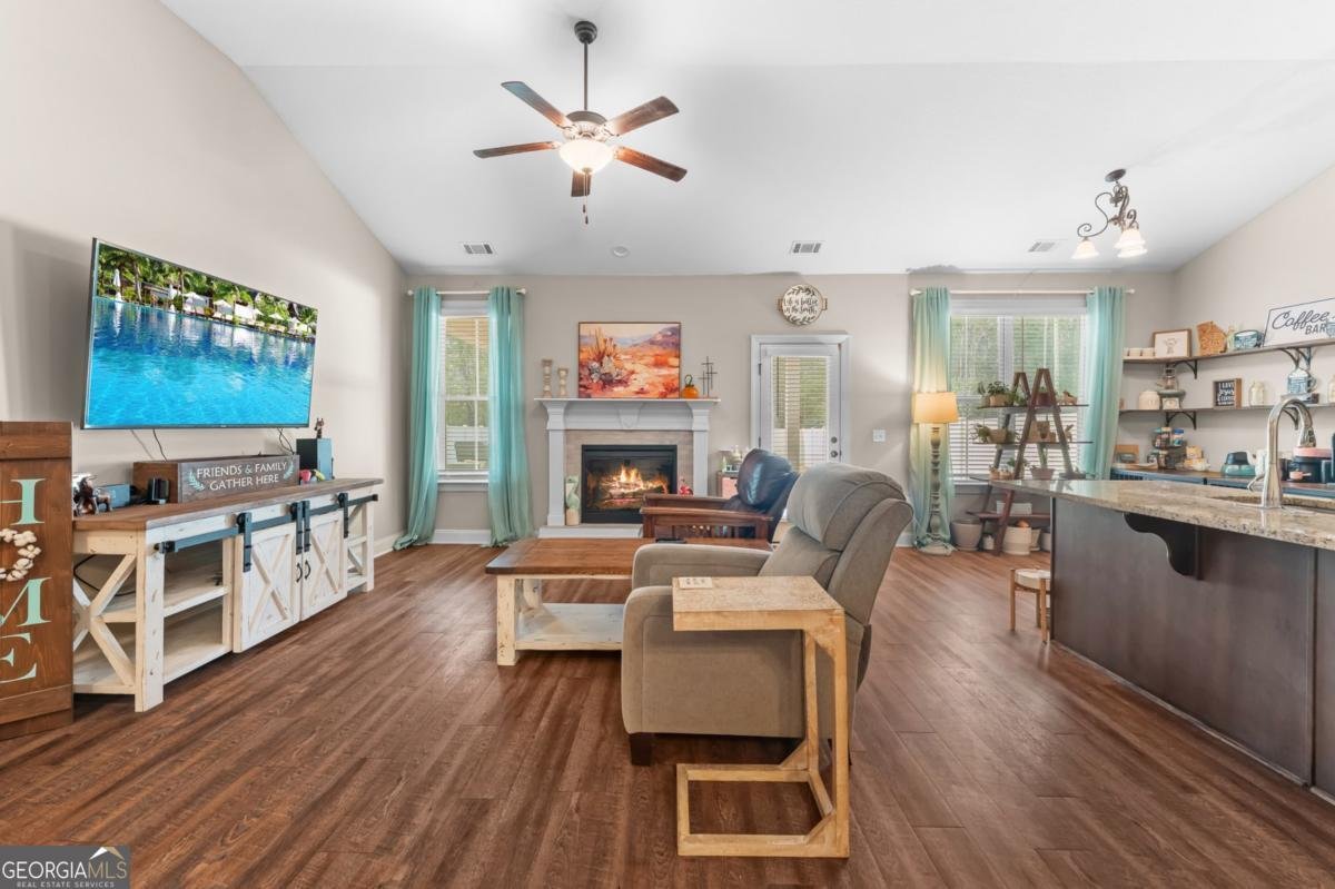 161 Laguna Way Savannah - Photo 11