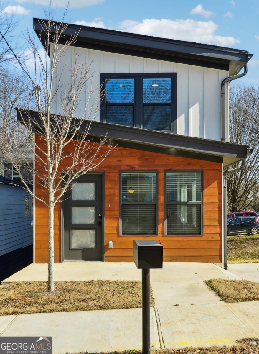 1058 West Avenue Atlanta - Photo 1