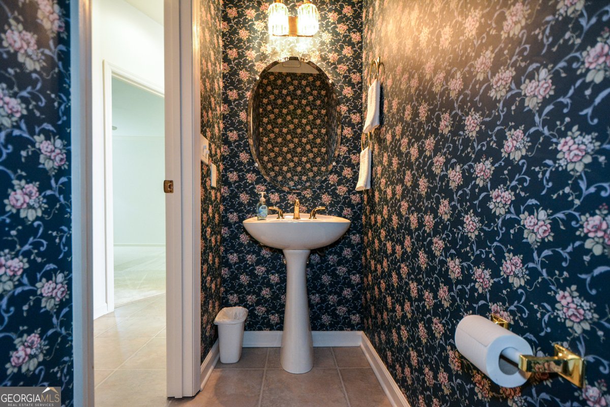 245 Ridge Point Court Johns Creek - Photo 15