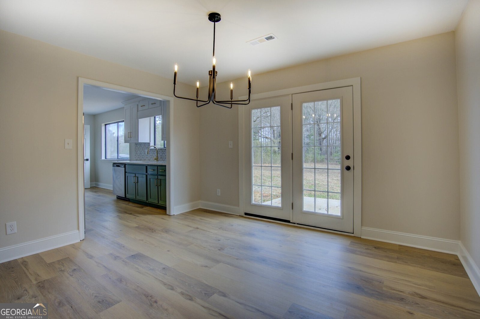 390 Cemetery Street Shady Dale - Photo 10