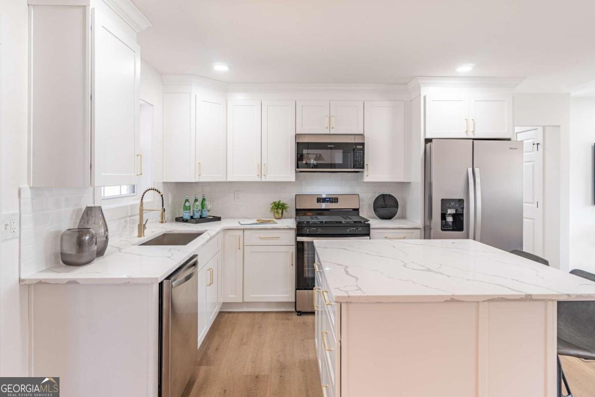 1388 Breezy Circle Norcross - Photo 19