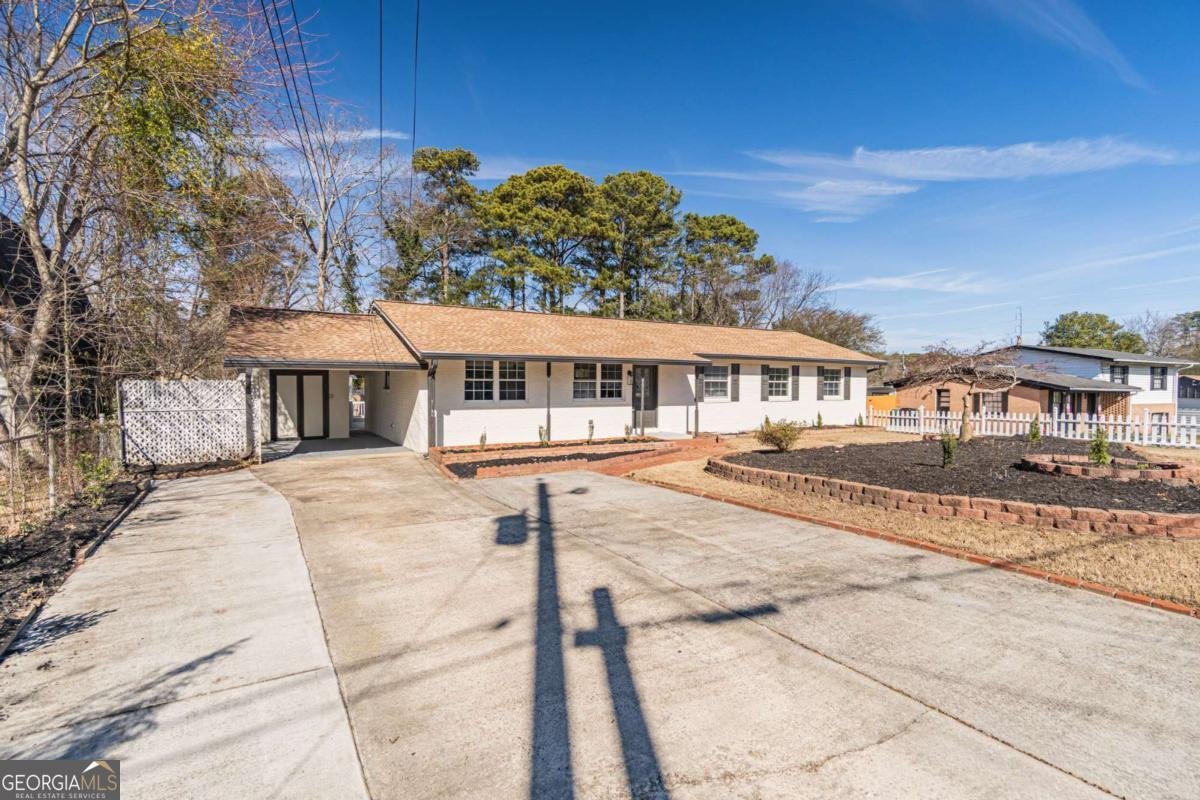 1388 Breezy Circle Norcross - Photo 7