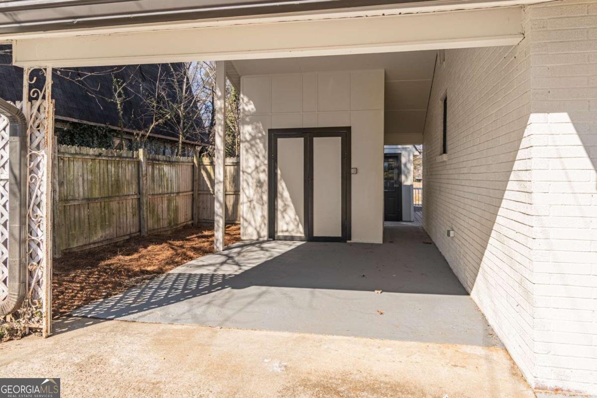 1388 Breezy Circle Norcross - Photo 8