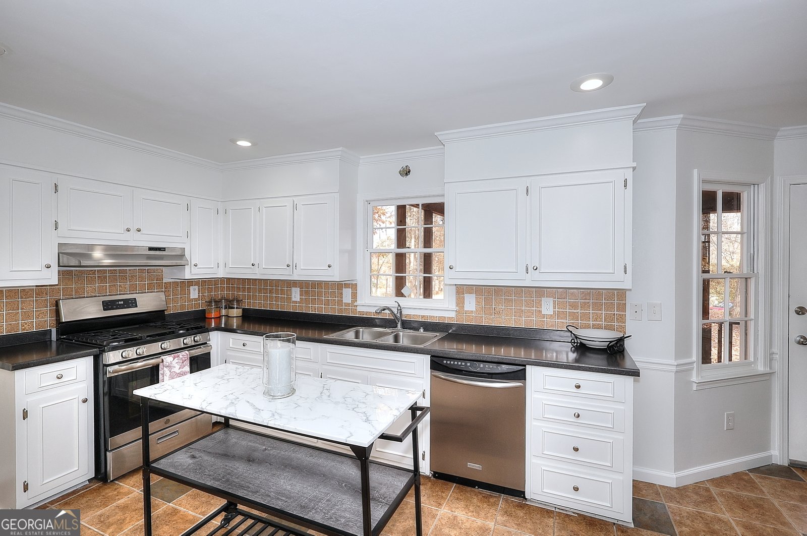 990 Providence Drive Lawrenceville - Photo 10