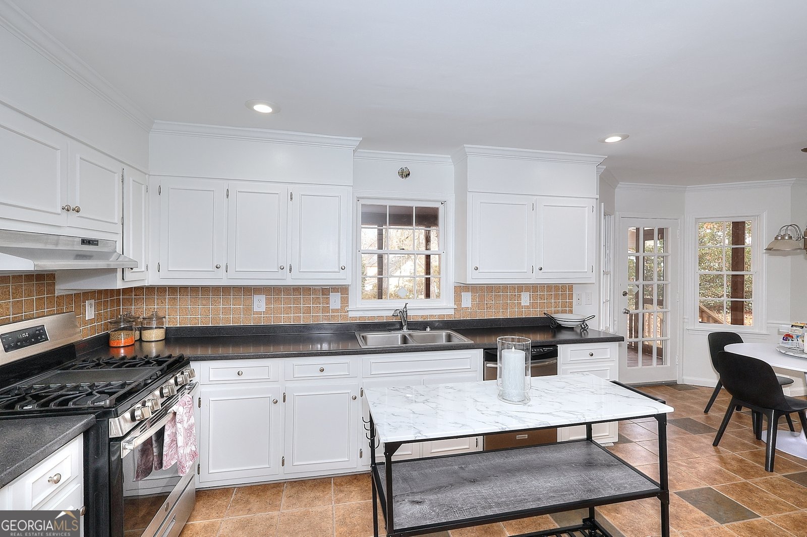 990 Providence Drive Lawrenceville - Photo 11