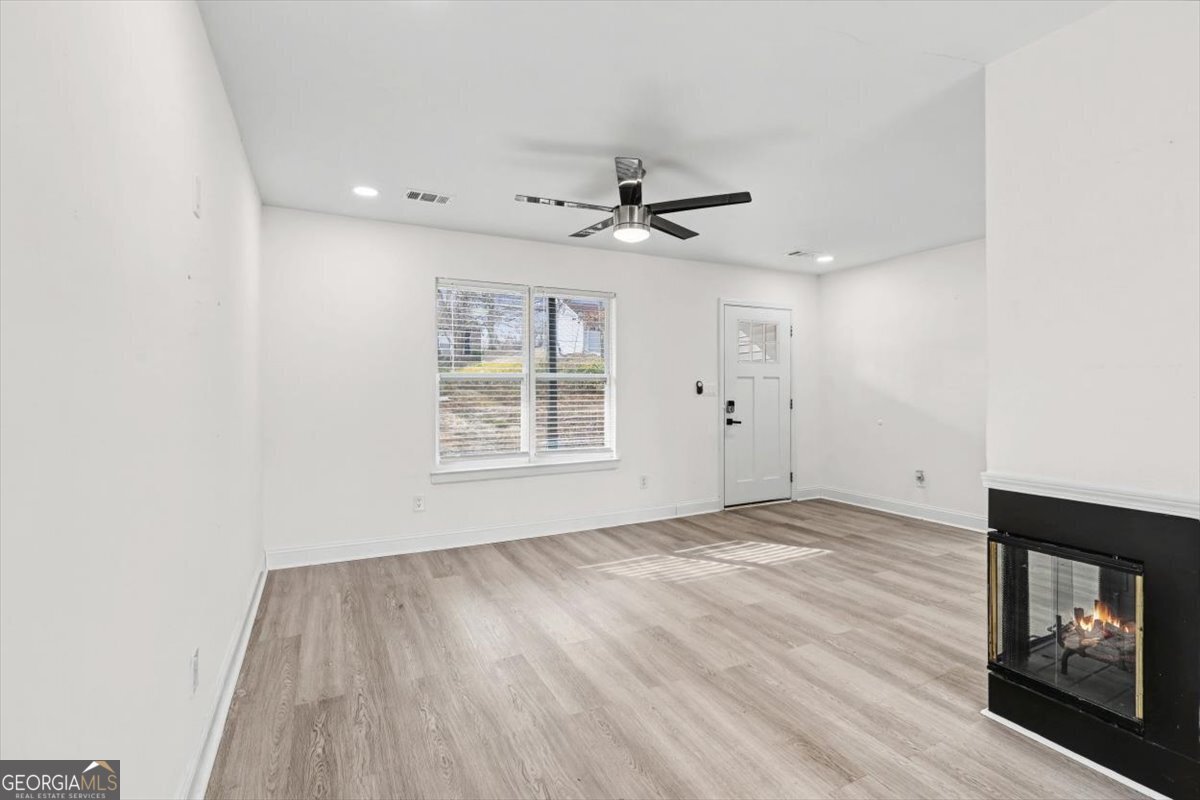 3475 Meadowlane Place Atlanta - Photo 11