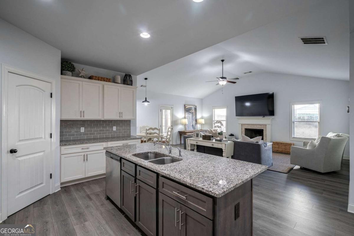 284 Meeler Circle Bogart - Photo 15