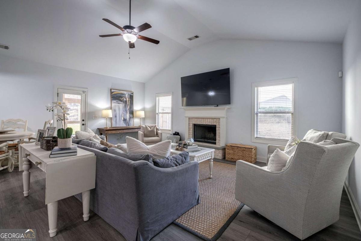 284 Meeler Circle Bogart - Photo 8